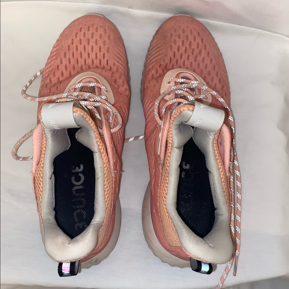 Adidas Pink Tennis shoes - Picture 6 of 8